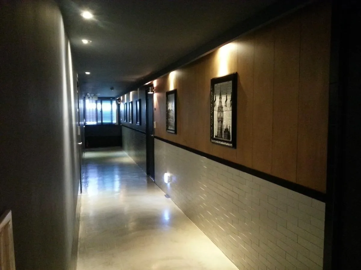 Hi Design Hotel Pusan 2*,